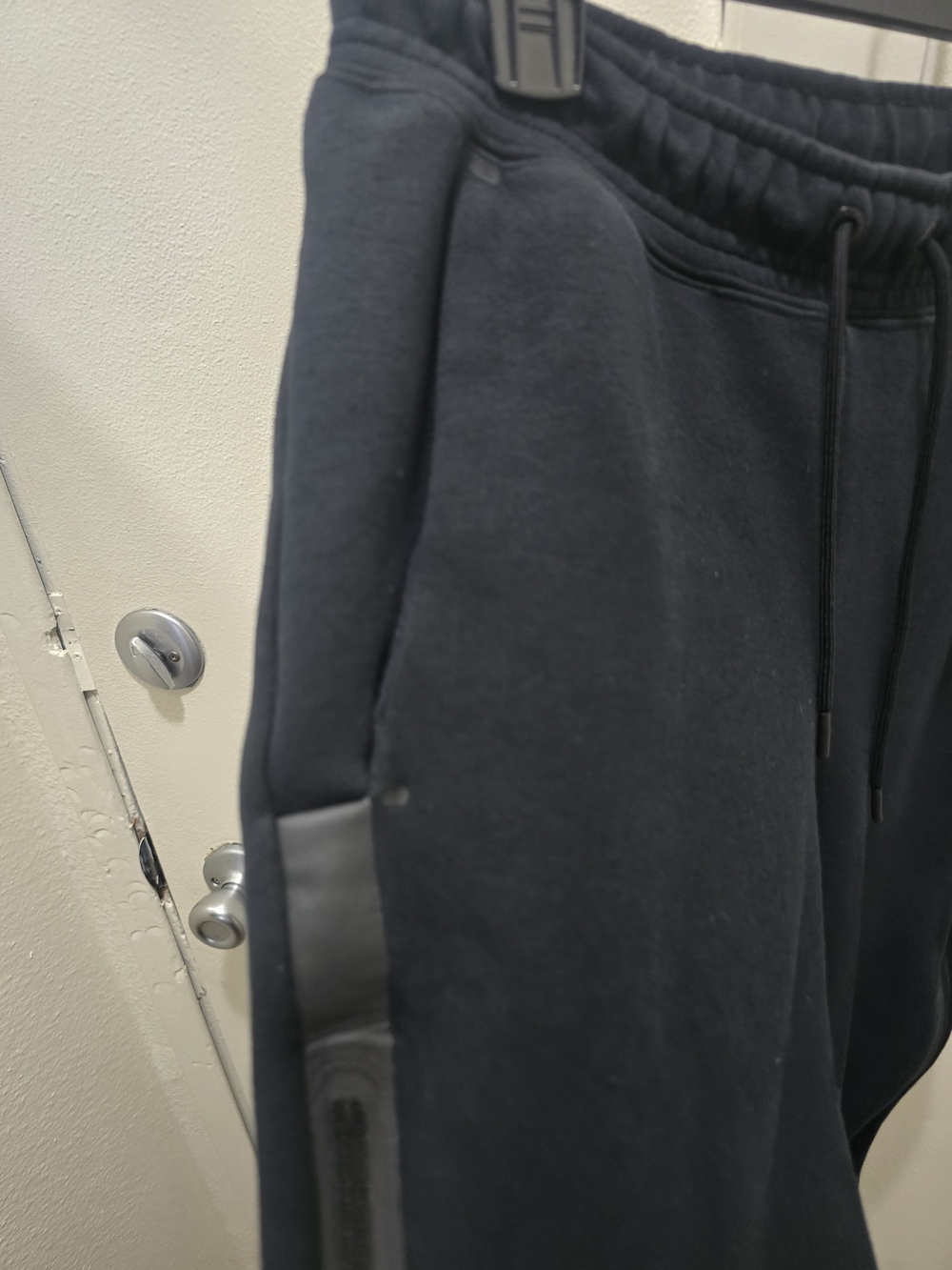 Nike Sportswear Tech Fleece Joggers - Picture 3 of 11